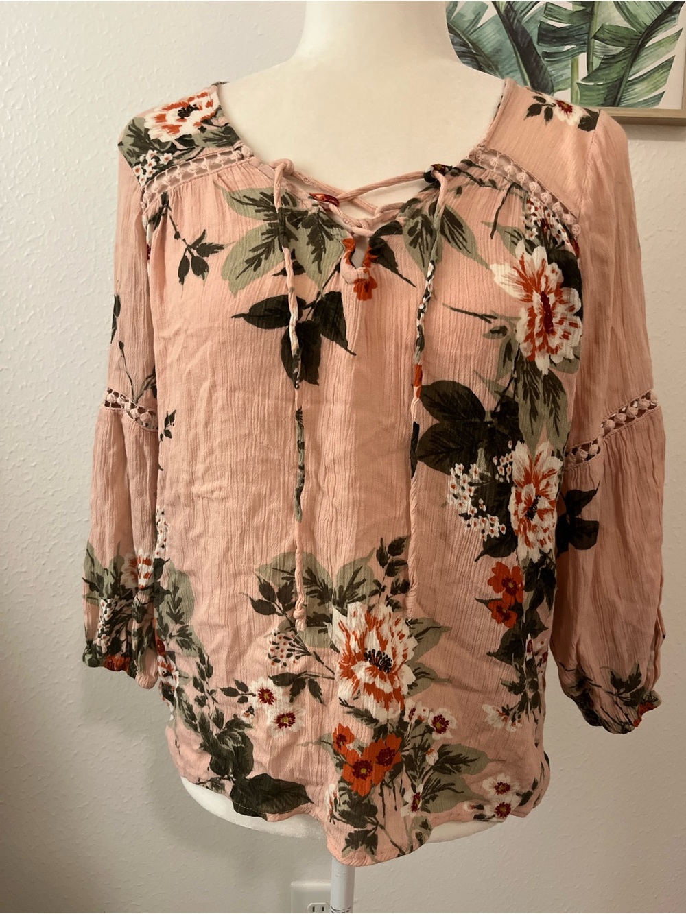 Charlotte Russe Women’s Long Sleeve Top